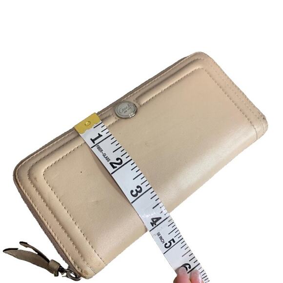 COACH Ivory Zip Around Wallet - Picture 8 of 9